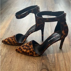 NWOT Nine West heels size 9W